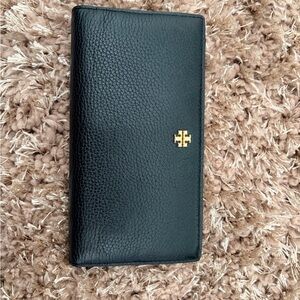 Tory Burch Black Pebbled Leather Clutch